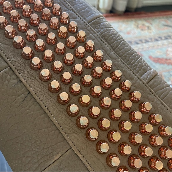 Sold ALEXANDER WANG 🌹 ROSEGOLD ROCCO DUFFEL TOTE - Picture 8 of 16